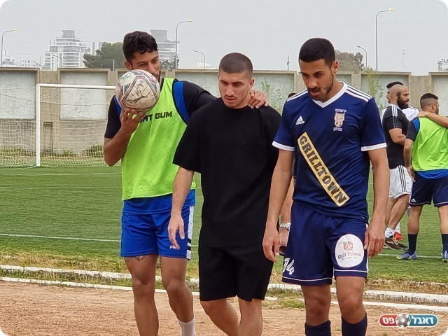 אכזבה בחולון (רועי אסף)